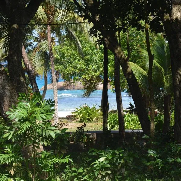 O'Soleil Chalets Self Catering, hótel í La Digue