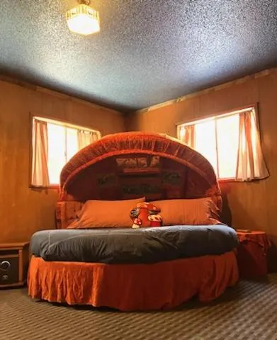 Storybook Village, hotel in Pine Cove