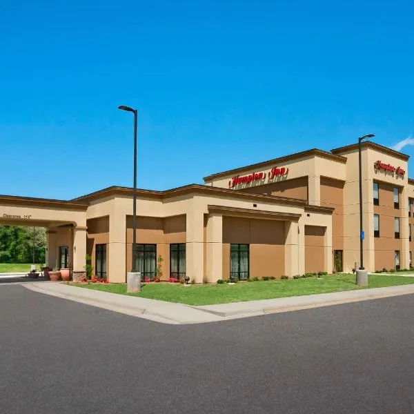 Hampton Inn Magnolia, hotel di Magnolia