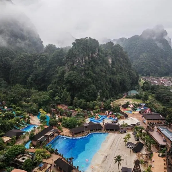Cozy Suite with 270 Degree Mountain and Theme Park Views, hotel v destinaci Ipoh
