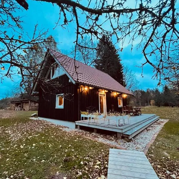 Čapu Liepu sauna، فندق في Zaķumuiža