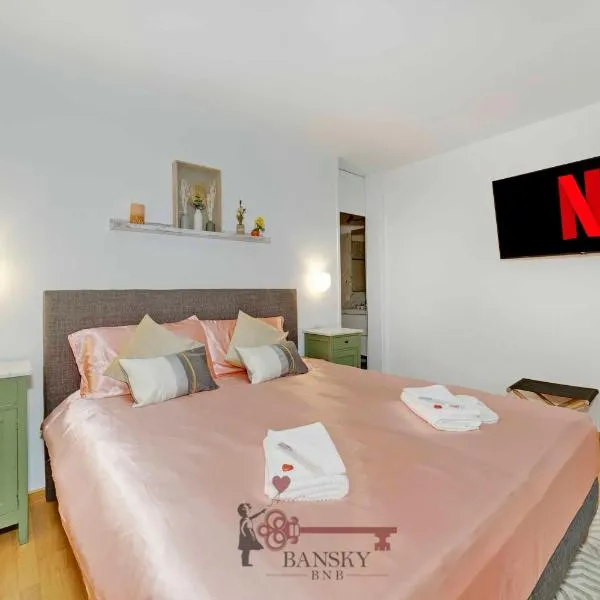 DUPLEX LOFT IN LUGANO CENTER with Garden, Wi-Fi -By EasyLife Swiss, hotel in Lugano