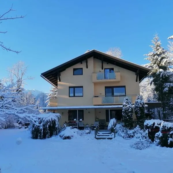 Haus am Wald, hotel in Faak am See