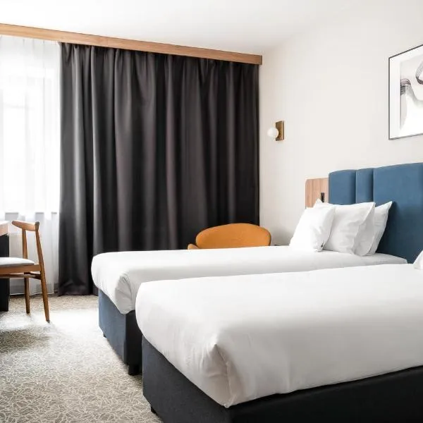 Dwór w Tomaszowicach, hotel v destinaci Modlnica