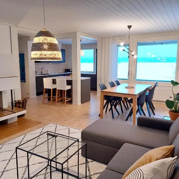 Kotirinne 135 - järven rannalla, hotel a Jyväskylä