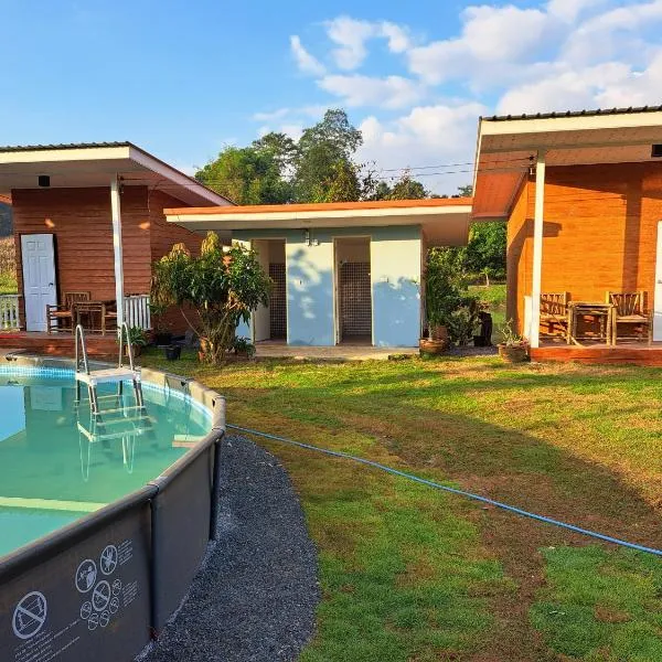 Paa & Michaels Resort, hotel v destinaci Ban San Sai Ngam