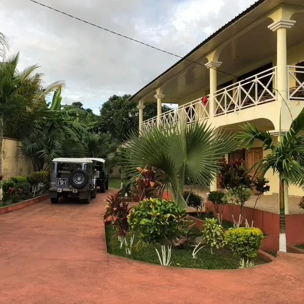 Villa Soa, hotel in Ambatozavavy