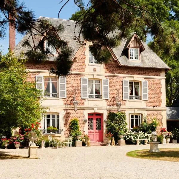 マノワール デ リオン デ トゥルジェヴィル（Manoir des Lions de Tourgéville）、ドーヴィルのホテル