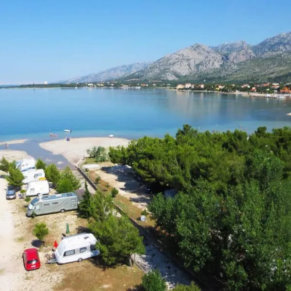 Campsite Pisak - mobile homes by the sea, hotel v destinaci Seline