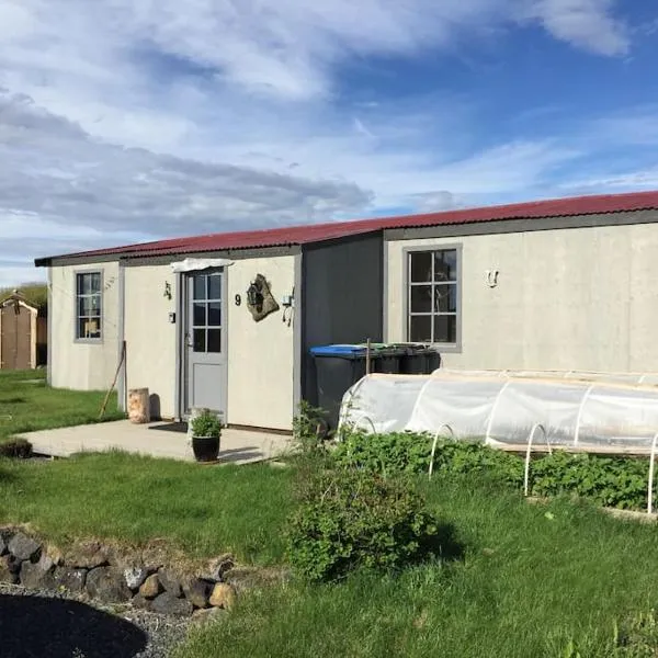Slow Travel Mývatn - Óli's Homestay-Private house v, hotel a Myvatn