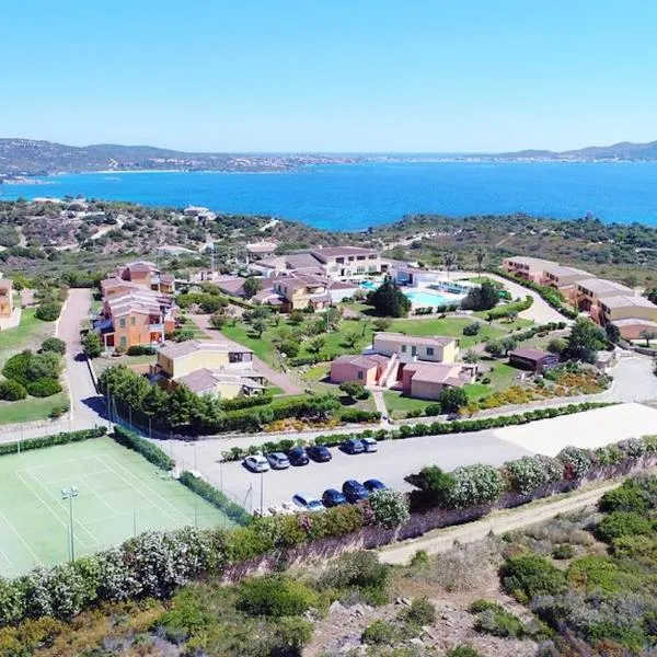 Hotel Baia Aranzos, hotel v destinácii Pittulongu 
