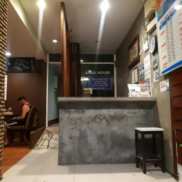 Sabai House, hotel em Phi Phi Don