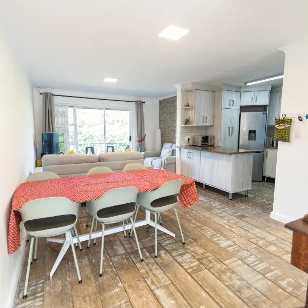 Harbour View - Gqeberha - Two bed apartment, hotel in South End