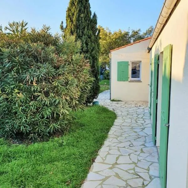 Chambre spacieuse et calme, hotel sa Grand-Village-Plage
