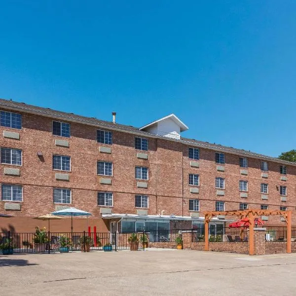 Rodeway Inn Branson, Brick House, hotel a Branson