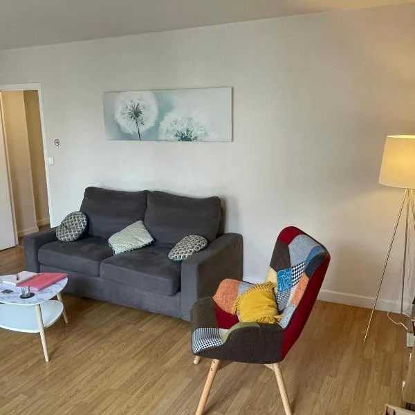 L'eutopia au cœur de Chablis, parking gratuit, hotell i Ligny-le-Châtel