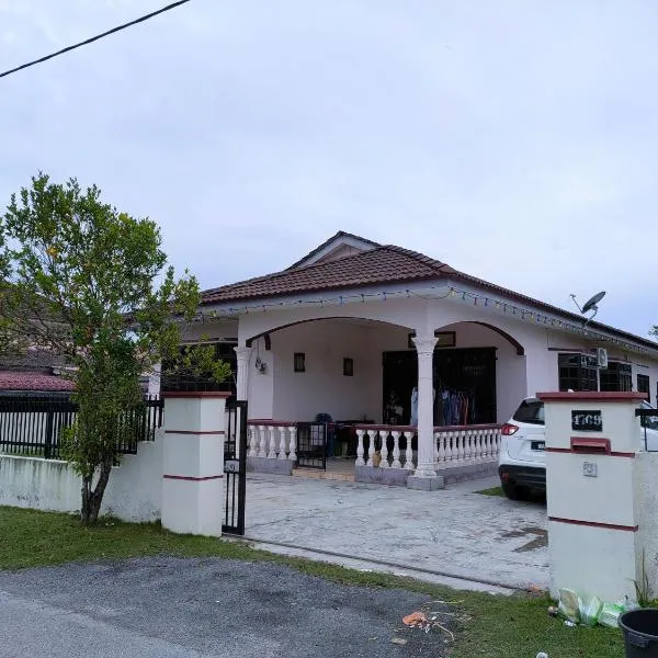 Kampong Batu Lapan에 위치한 호텔 LOST WORLD OF TAMBUN HOMESTAY