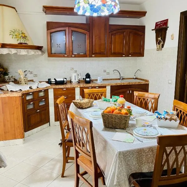 La Casa di mamma Gianna - Intera villa, hotel u gradu Basaluzzo