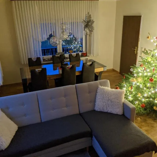 Ferienhaus Vulkaneifel Haus Pesch, hotel en Brockscheid