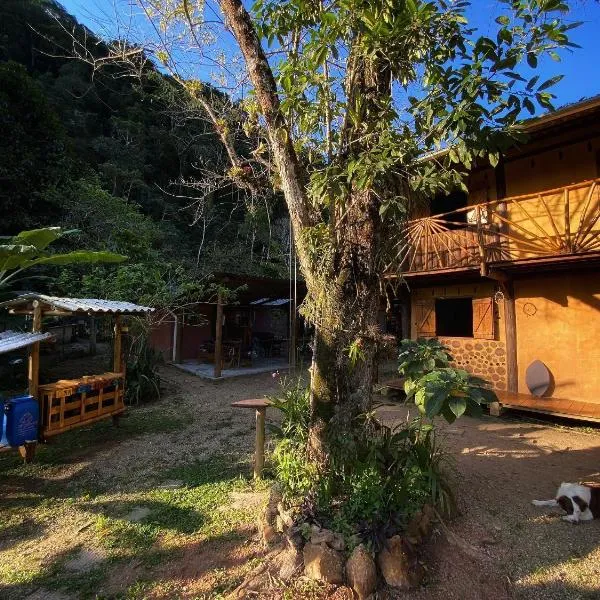 Cambuca Surf Skate, hotel in Ubatumirim