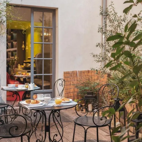 Hotel Le petit Paris, hotel v Parizu