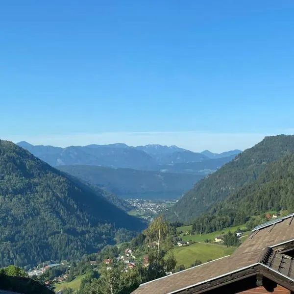 Gemütliches Bergappartement mit Seeblick، فندق في Zödl