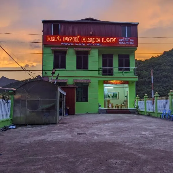 nhà nghỉ Ngọc Lam, hotel en Quản Bạ