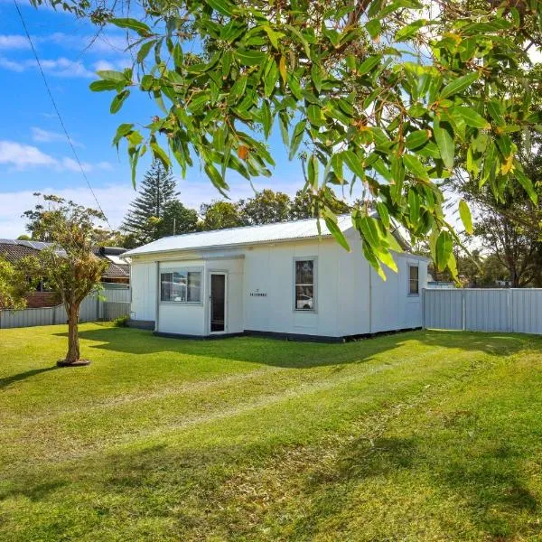 Idle Hours Pet Friendly 5 Mins Walk to Beach, hótel í Culburra Beach