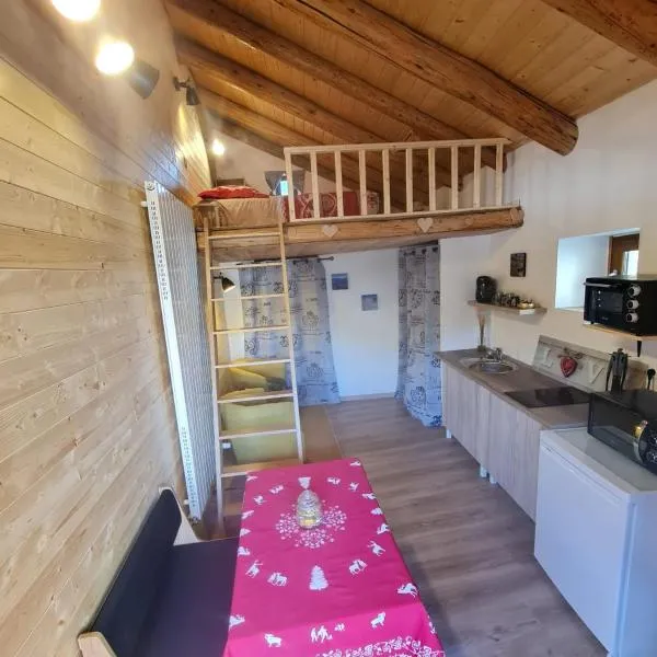 Au petit bonheur à Val-Cenis, hotel in Sollières-Sardières