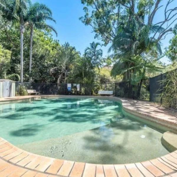 Coconuts - 3 bedroom 3 bathroom townhouse with tennis court, hotel in Nelson Bay
