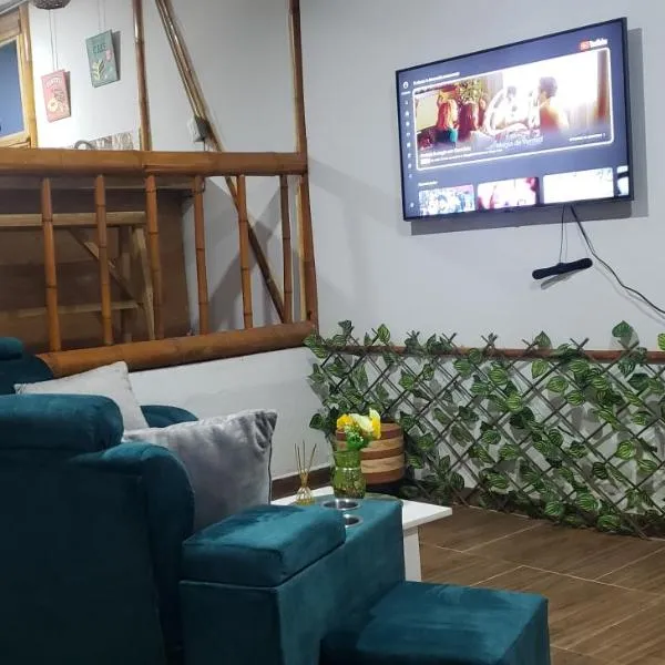 Cabaña Colibries con Parqueo gratis en Calarca, hotel v destinaci Calarcá