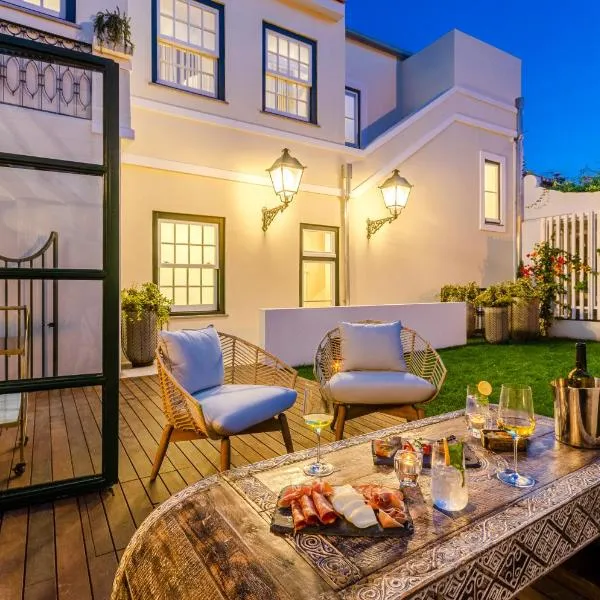 BCascais Boutique House by APT IIN Cascais Center, hotel v destinaci Cascais