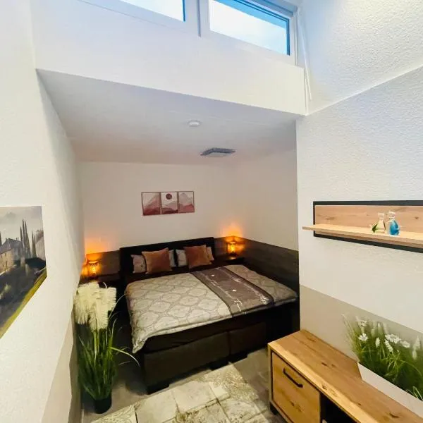 2 Room Galerie Einliegerwohnung in Rheinstetten, Messe Nähe, Rollstuhlfahrer geeignet, hotel in Rheinstetten