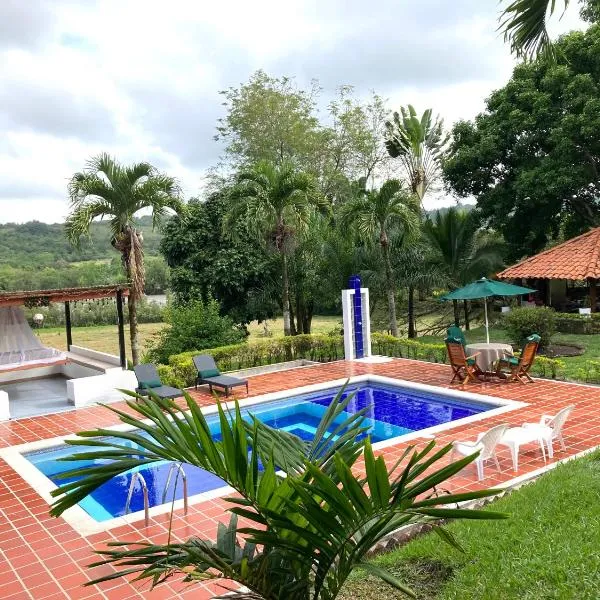 Hacienda Daniela, hotel v destinaci Cascajero