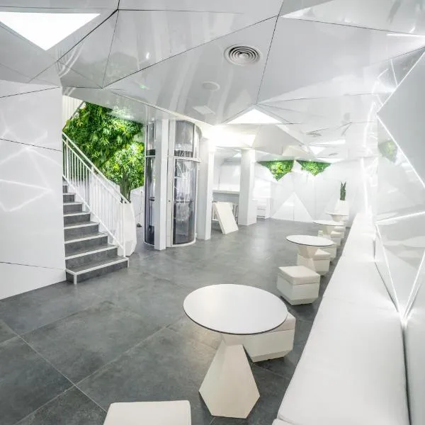 Optimi Rooms Madrid, hotel en Madrid