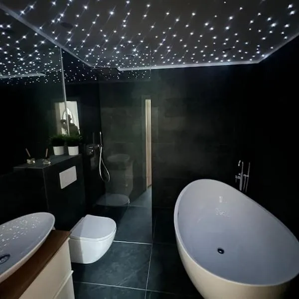 Tiny Wellness Apartment, hotell Grazis