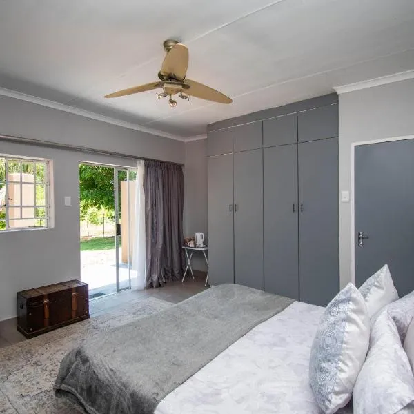 Nita's Air Bed & Breakfast & self catering, hotel em Crocodile Valley Estates