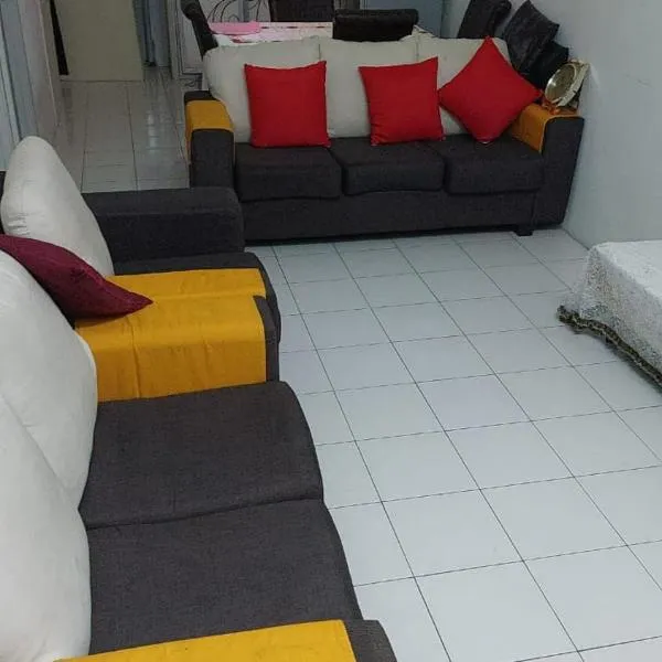 DELIGHT HOMESTAY Nibong Tebal，Kampong Kelang Batu的飯店