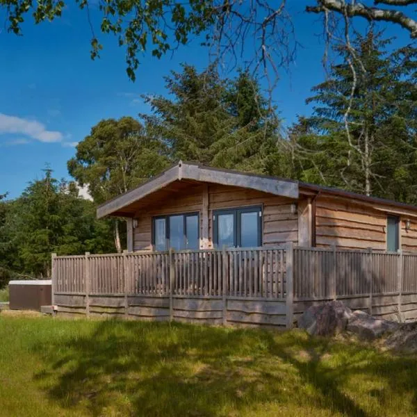 Burgie Woodland Lodges, hotel v destinaci Forres