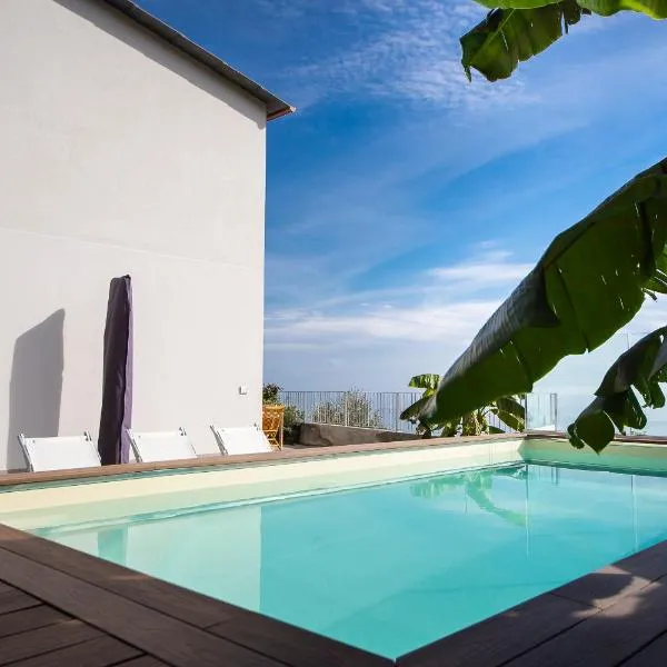 Sunset, ξενοδοχείο σε Cipressa