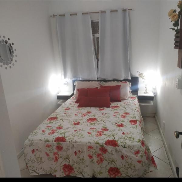 Confortável apartamento no centro ano bom - Foto 2