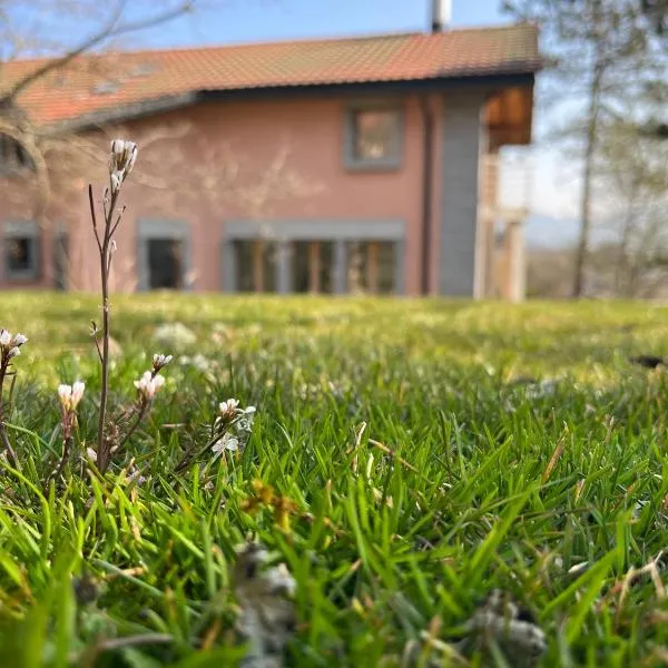 the Jad B&B, hotel en Cormoret