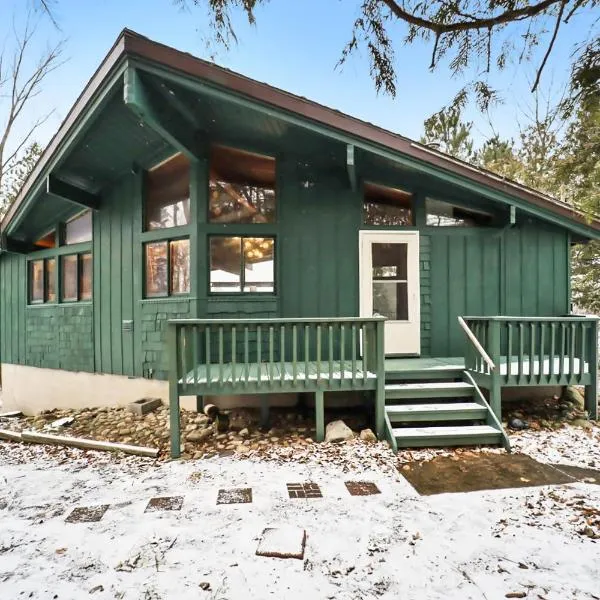 Petoskey Stone Lodge, hotel in Bellaire