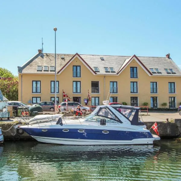 1 Bedroom Gorgeous Apartment In Samsø, hotel v destinaci Ballen