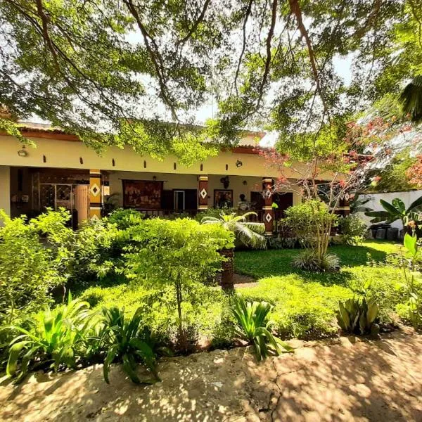 Casa Hotel Sinkiling Gambia, hotel v destinaci Sere Kunda