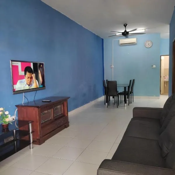 Ruzimas Desaru Homestay, hotel in Bandar Penawar