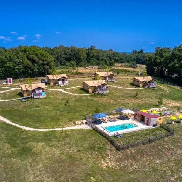 Home Sweet Lodge, Glamping Aquitaine, Hotel in Saint-Germain-et-Mons