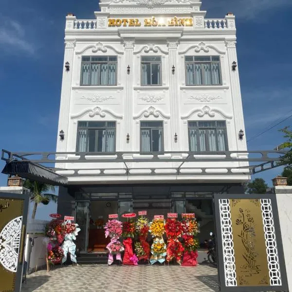 Hotel Hòa Bình, hotel v destinaci Binh Chau