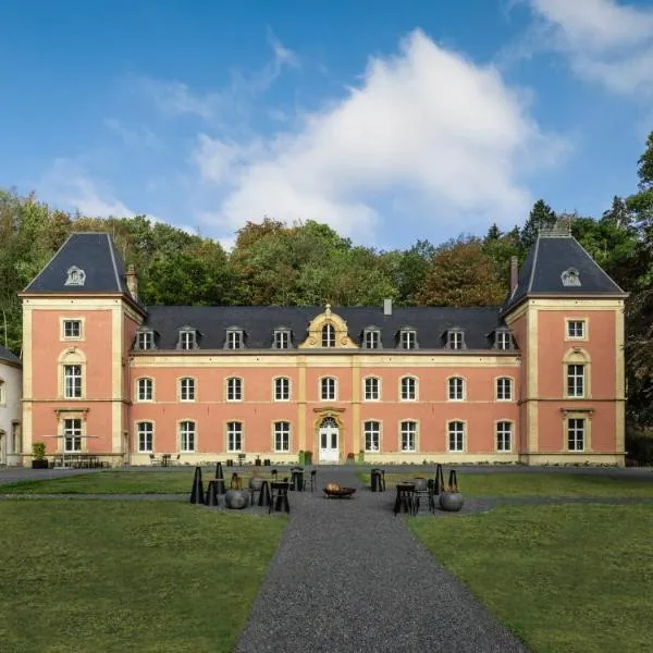 Château du Pont d'Oye, hotel v destinaci Habay-la-Neuve