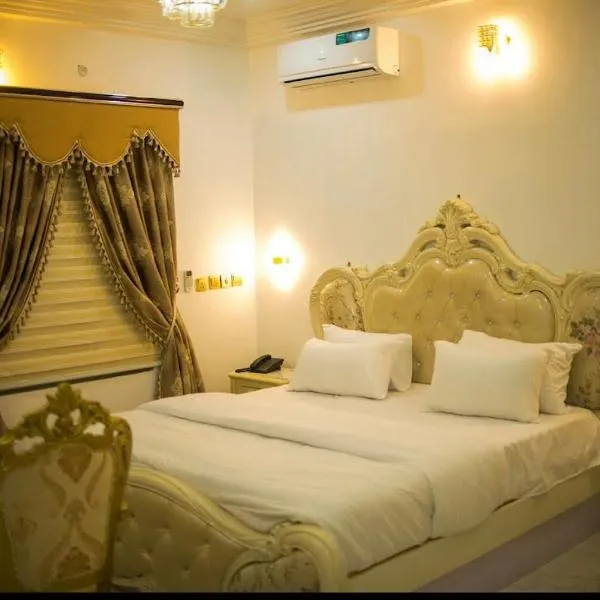 Kawruky Hotel Guobadia, hotel u gradu Benin Siti